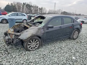 2012 CHRYSLER 200