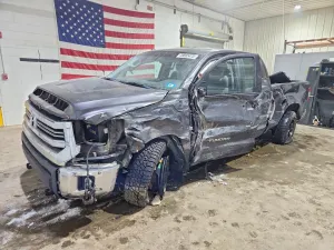 2017 TOYOTA TUNDRA