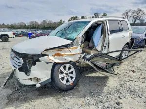2012 TOYOTA HIGHLANDER