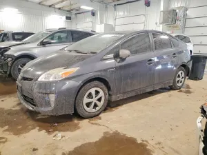 2013 TOYOTA PRIUS THRE