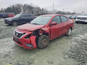 2019 NISSAN VERSA