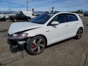 2019 VOLKSWAGEN GTI
