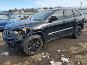 2022 JEEP GRAND CHEROKEE