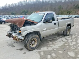 2005 GMC SIERRA