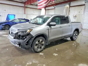 2017 HONDA RIDGELINE