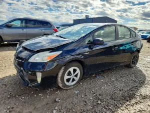 2015 TOYOTA PRIUS THRE