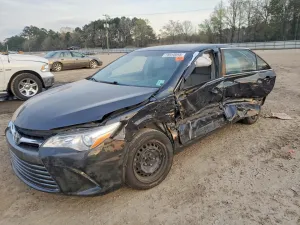 2017 TOYOTA CAMRY