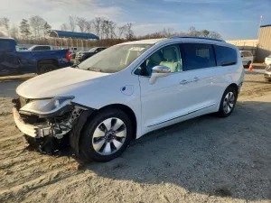 2018 CHRYSLER PACIFICA