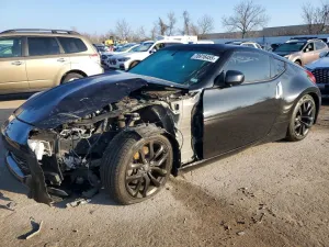 2016 NISSAN 370Z