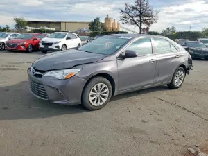 2016 TOYOTA CAMRY