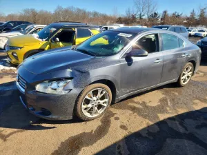 2012 NISSAN MAXIMA