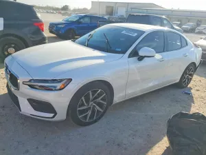 2020 VOLVO S60