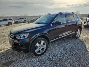 2014 VOLKSWAGEN TOUAREG