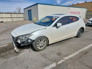 2014 MAZDA 3