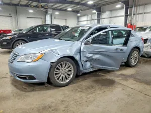 2012 CHRYSLER 200
