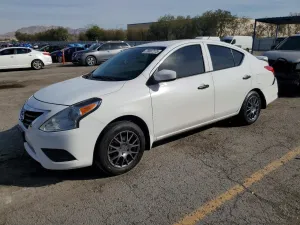 2016 NISSAN VERSA