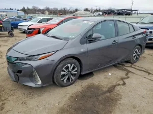 2017 TOYOTA PRIUS
