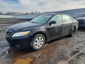 2011 TOYOTA CAMRY