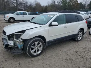 2013 SUBARU OUTBACK