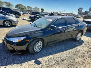 2016 TOYOTA CAMRY