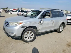 2013 TOYOTA HIGHLANDER