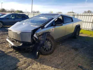 2024 TESLA CYBERTRUCK