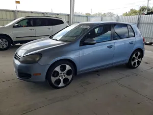 2011 VOLKSWAGEN GOLF