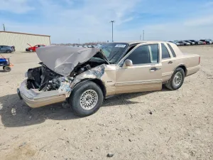 1997 LINCOLN TOWNCAR