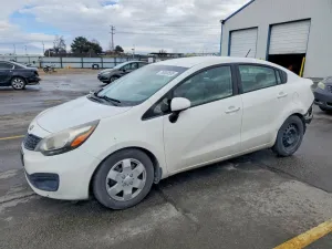 2013 KIA RIO