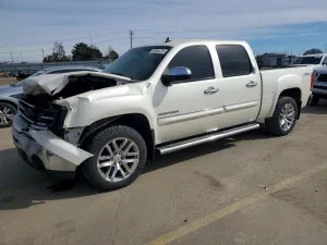 2013 GMC SIERRA
