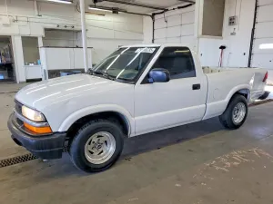 2003 CHEVROLET S TRUCK