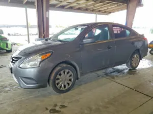 2017 NISSAN VERSA