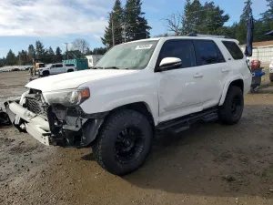 2020 TOYOTA 4RUNNER