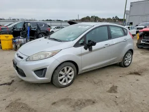 2012 FORD FIESTA