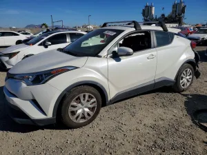2019 TOYOTA C-HR LE