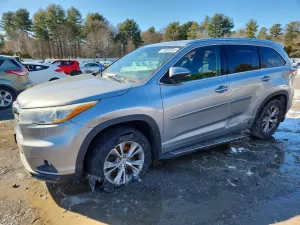 2015 TOYOTA HIGHLANDER