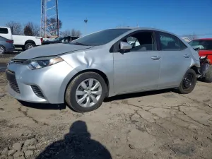 2016 TOYOTA COROLLA