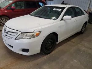 2010 TOYOTA CAMRY