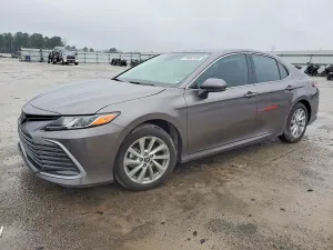 2024 TOYOTA CAMRY