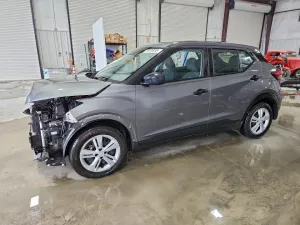 2025 NISSAN KICKS PLAY