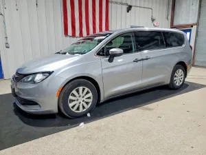 2020 CHRYSLER VOYAGER L
