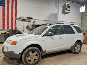 2004 SATURN VUE