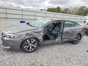 2017 NISSAN MAXIMA