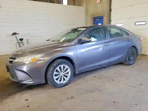 2017 TOYOTA CAMRY