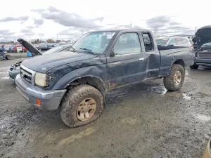 2000 TOYOTA TACOMA