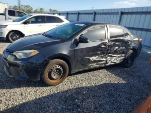 2015 TOYOTA COROLLA