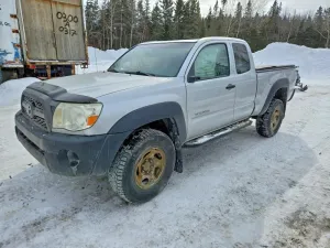 2011 TOYOTA TACOMA