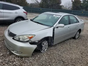 2004 TOYOTA CAMRY