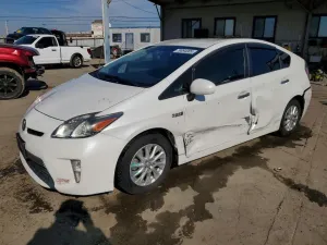 2014 TOYOTA PRIUS