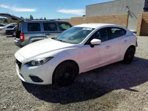 2016 MAZDA 3